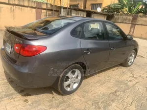 Hyundai Elantra 2010 Gray