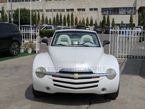Chevrolet SSR LS 2006 White