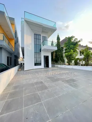 6bdrm Duplex in Lekki Phase 2 for sale