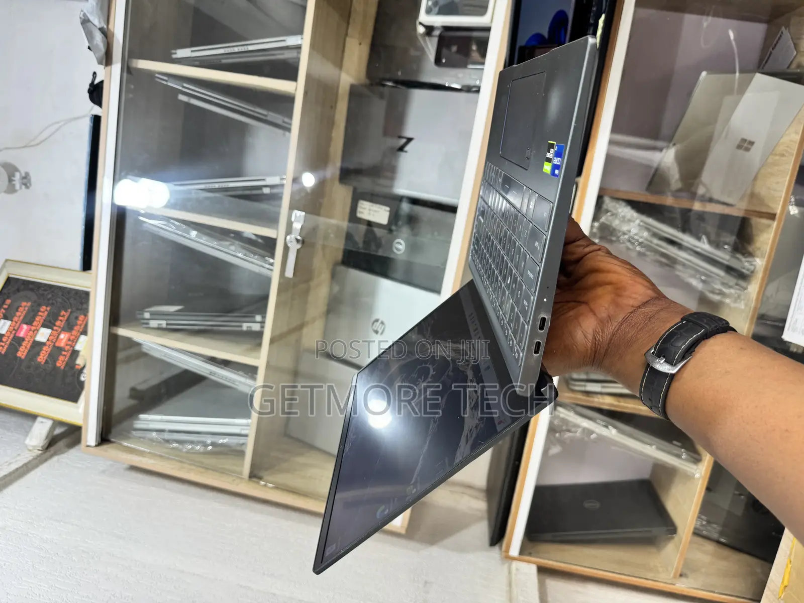 Laptop MSI 16GB Intel Core i7 SSD 512GB