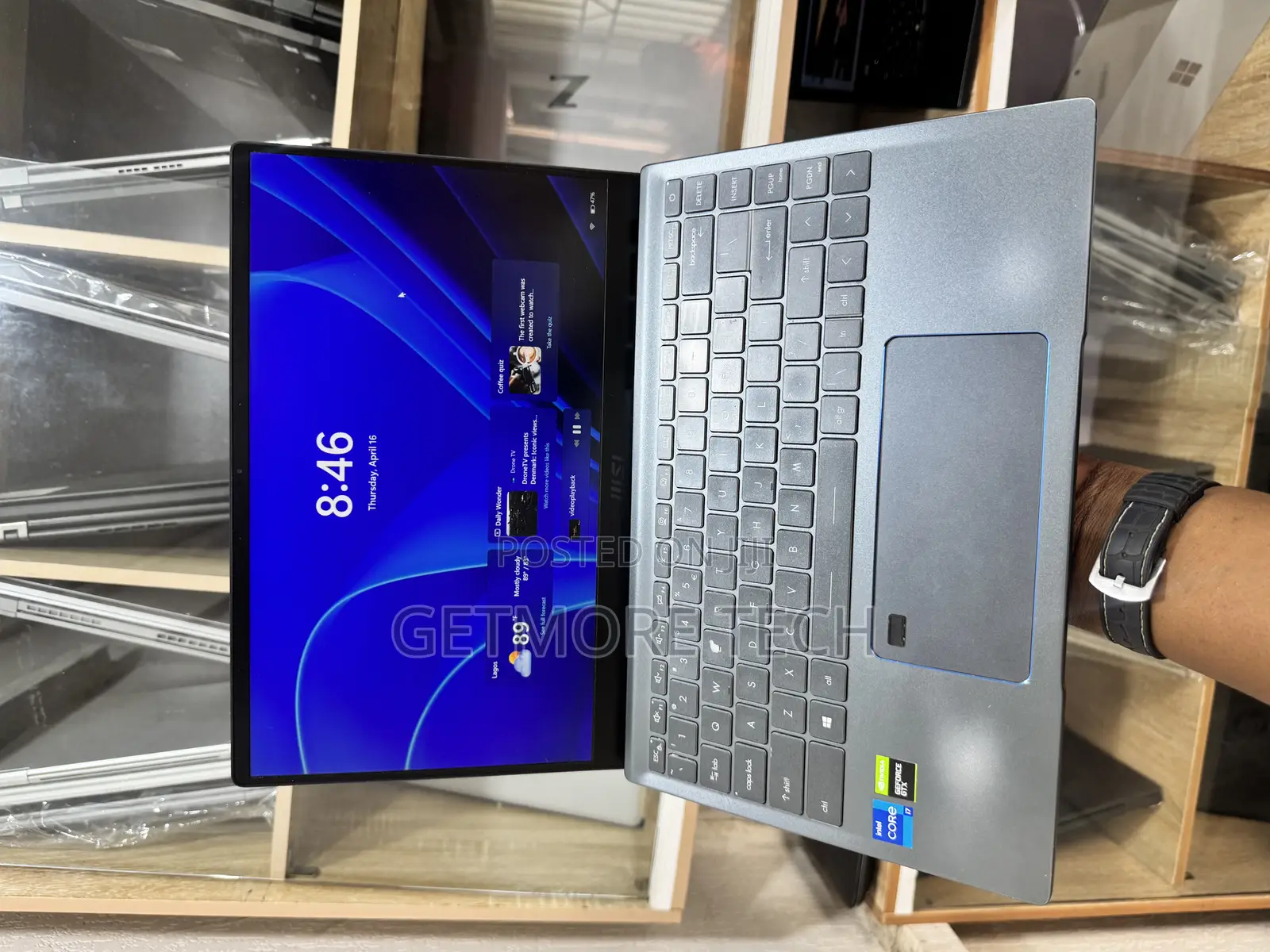Laptop MSI 16GB Intel Core i7 SSD 512GB