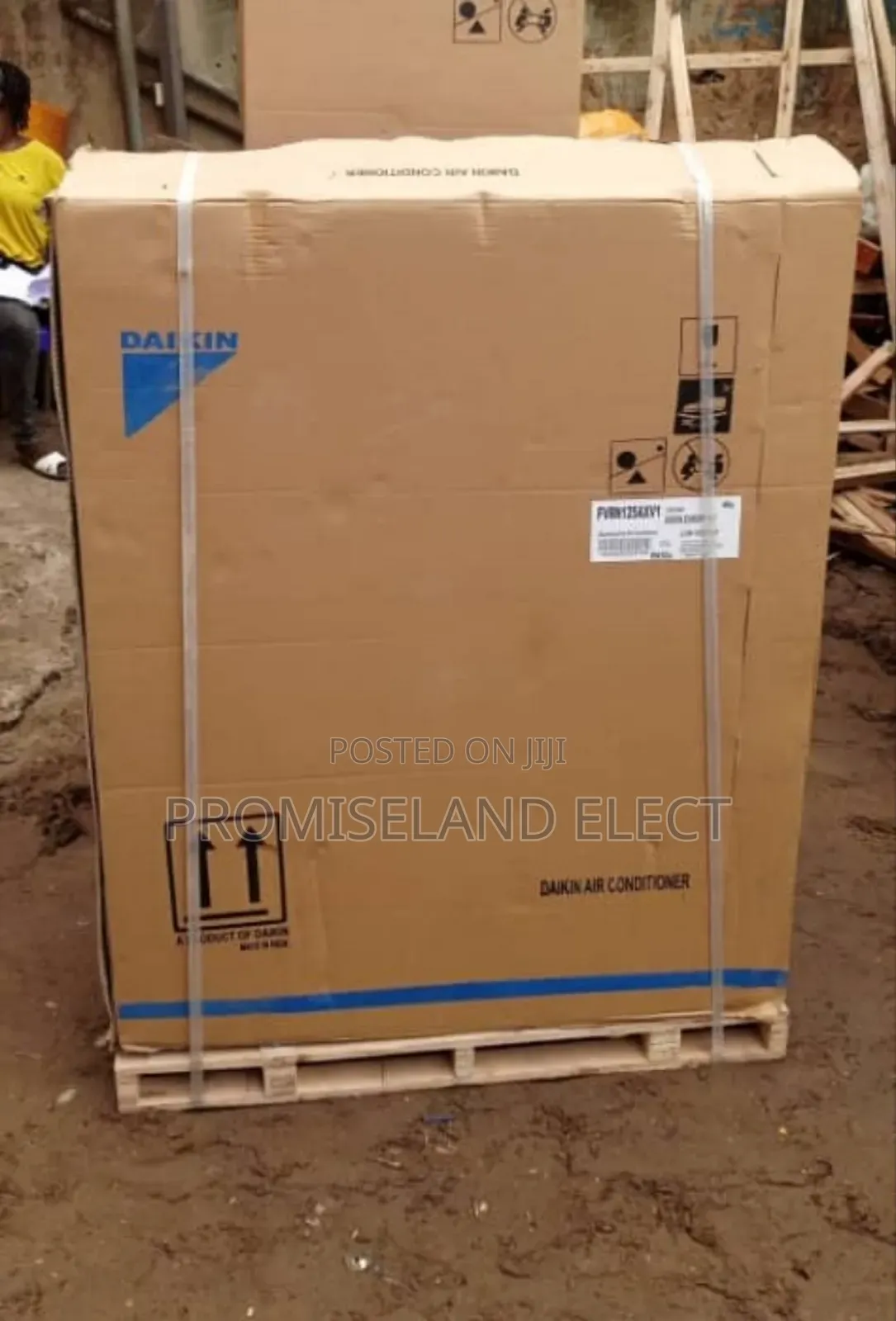 Daikin 5tons Standing Unit Ac 3,4m