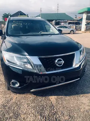 Nissan Pathfinder Platinum 4dr SUV 4WD (3.5L 6cyl CVT) 2014 Black