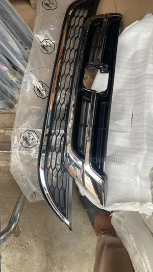 Front Grill Up and Down for 2010 Honda Cr-V