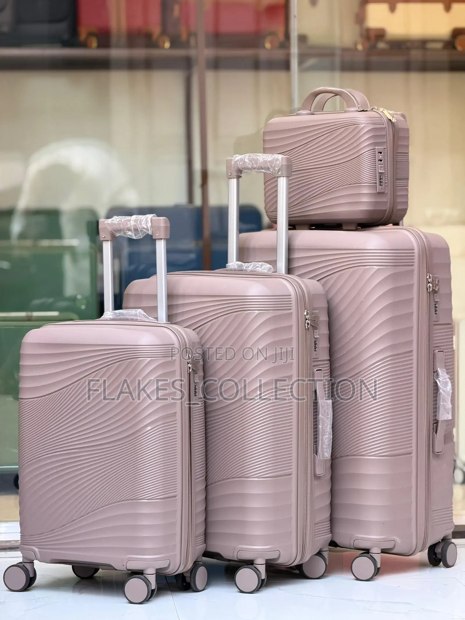 Flake Luggage Durable Box