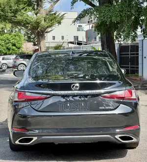 Lexus ES 2019 Black