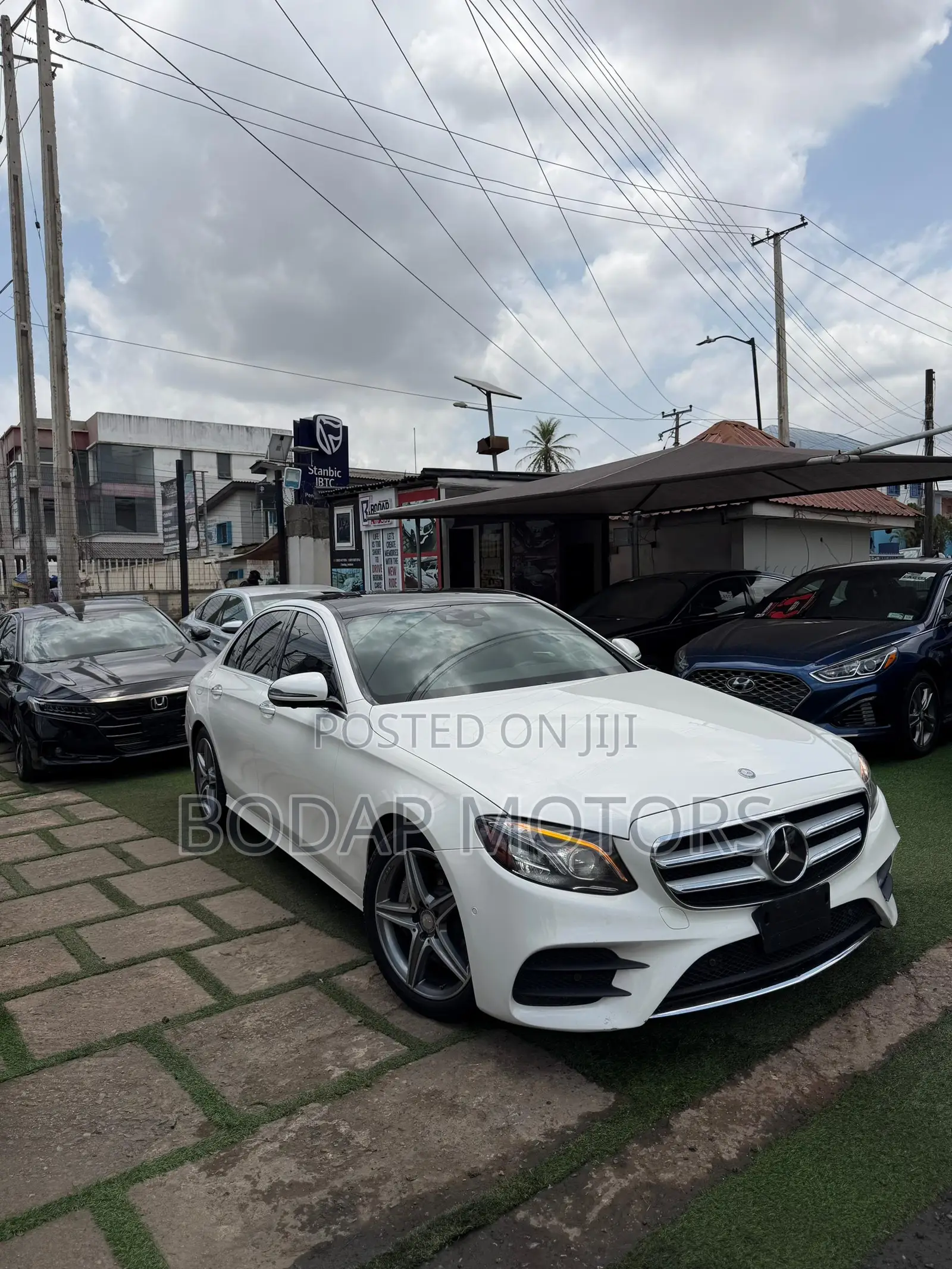 Mercedes-Benz E400 2017 White