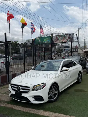 Mercedes-Benz E400 2017 White