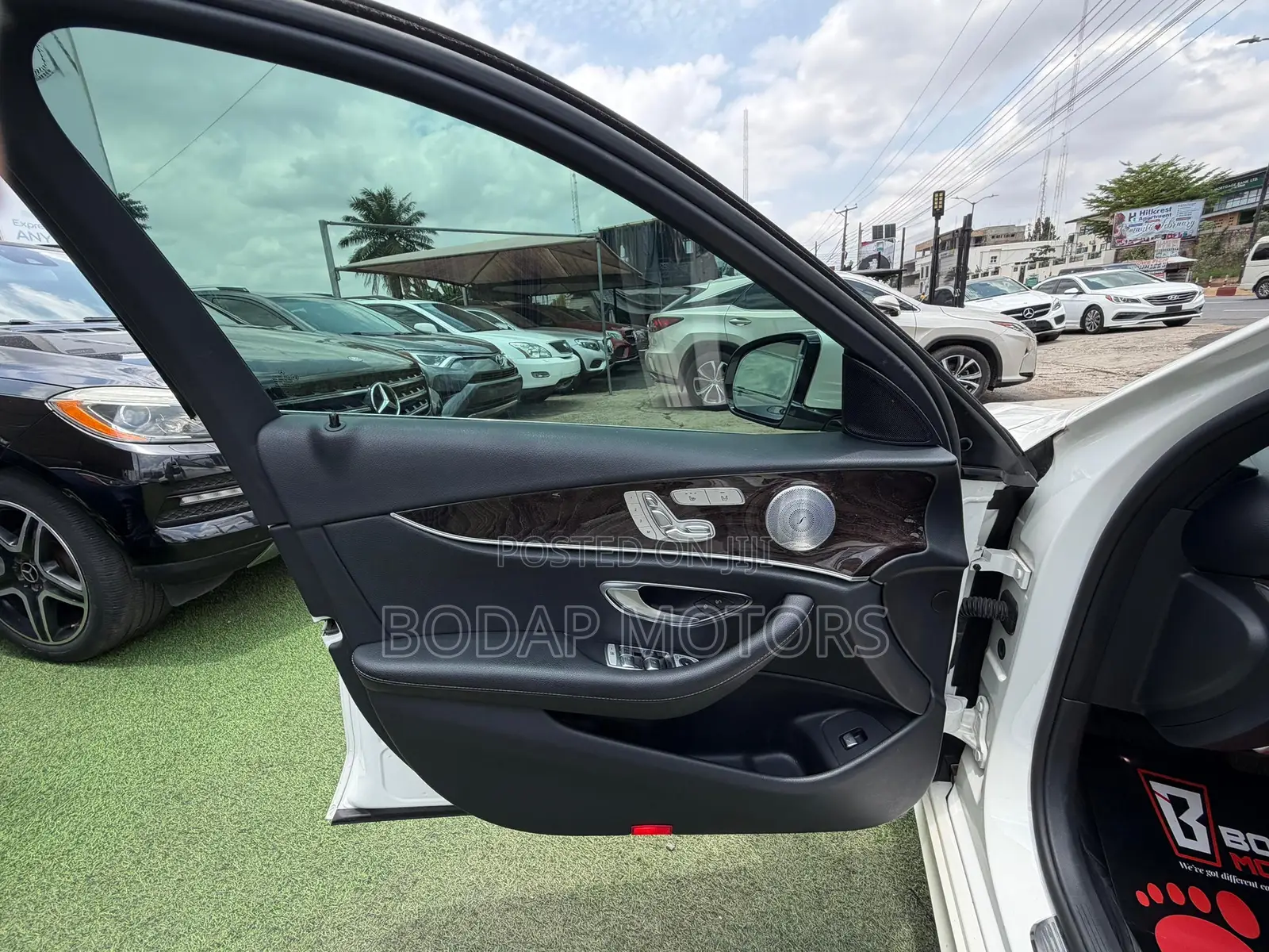 Mercedes-Benz E400 2017 White