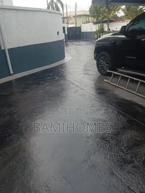 Expert Compound Floor Painting Design