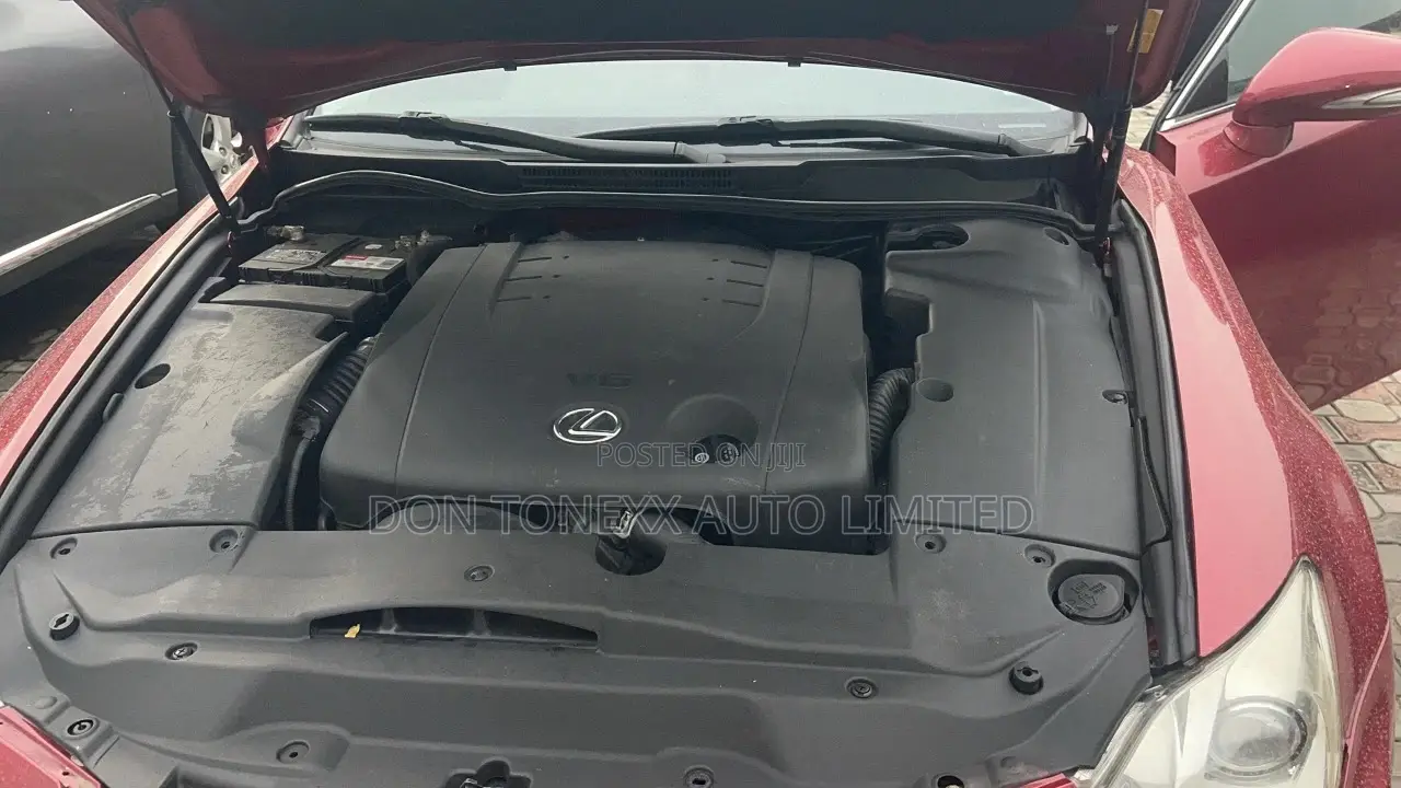 Lexus IS 250 AWD Automatic 2010 Red