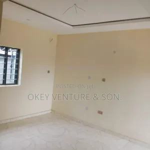 Mini Flat in Osi Round About Ota for rent
