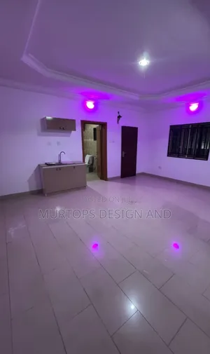Studio Apartment in Chevy View, Chevron for rent