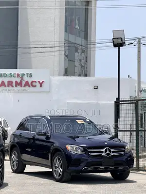 Mercedes-Benz GLC-Class 2017 Blue