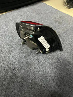 High Quality Certified Complete New Rear Lamp Rolls-Royce Ghost 2016