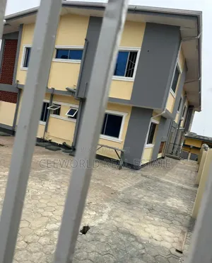 2bdrm Apartment in Ajeigbe Ringroad for rent