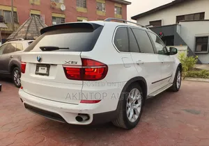 BMW X5 xDrive35i Premium AWD (3.0L 6cyl 8A) 2013 White