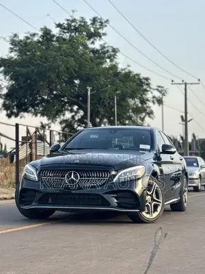 Mercedes-Benz C300 2019