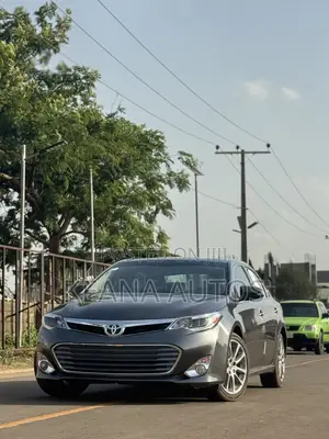 Toyota Avalon XLE 4dr Sedan (3.5L 6cyl 6A) 2014 Gray