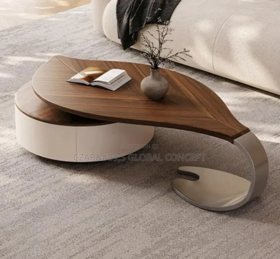 Lusury Contemporary Centre Table