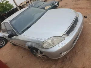 Honda Civic 2000 Silver