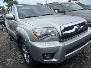 Toyota 4-Runner Limited 2008 Silver