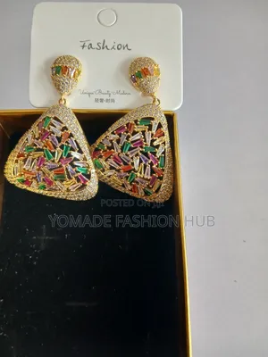 Big Zirconia Earring