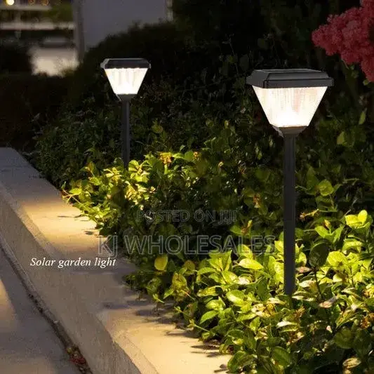 Standing Solar Garden Light