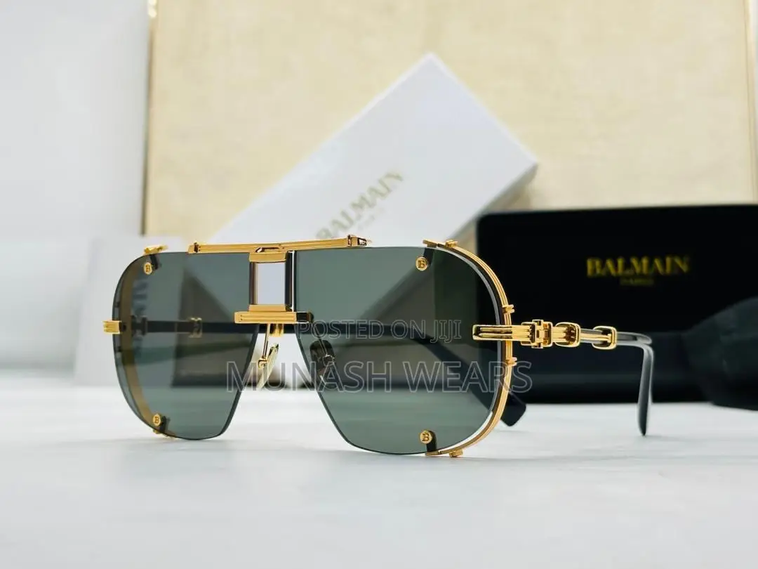 Balmain Eyewear Pilot Frame