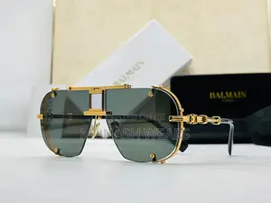 Balmain Eyewear Pilot Frame