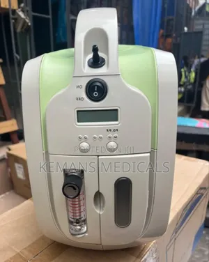 Oxygen Concentrator Rechargeable