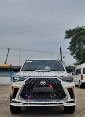 Toyota 4-Runner Limited 4WD 2010 White