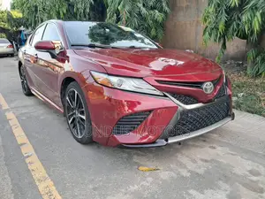 Toyota Camry XSE FWD (2.5L 4cyl 8AM) 2018 Burgundy