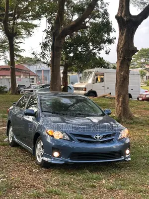 Toyota Corolla S Special Edition 4dr Sedan (1.8L 4cyl 4A) 2013 Blue
