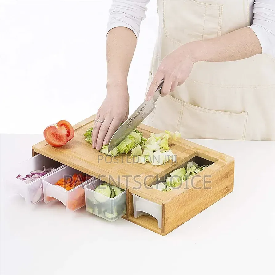 Bamboo Cutting Board With 4 Containers