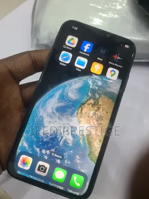 Apple iPhone 11 64 GB Black