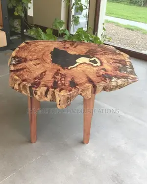 Handcrafted Oak Table, Slab Center Piece