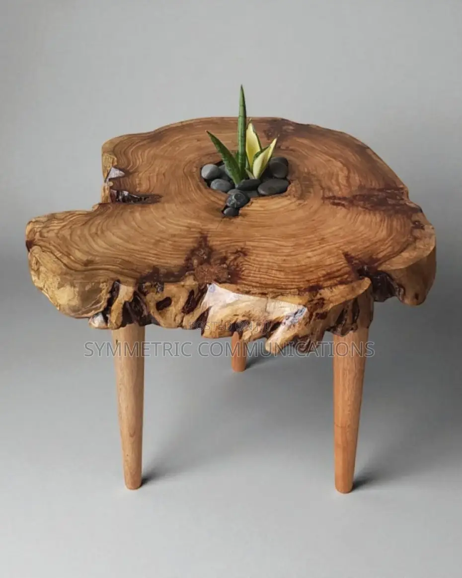 Handcrafted Oak Table, Slab Center Piece