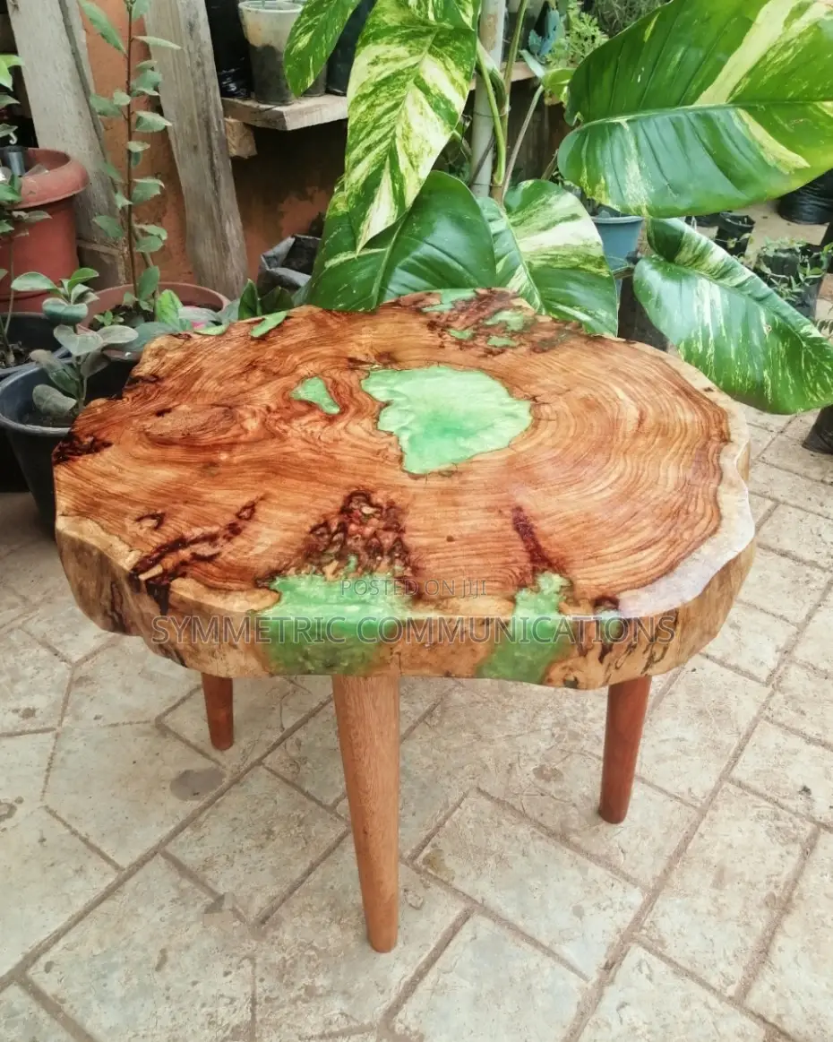 Handcrafted Oak Table, Slab Center Piece