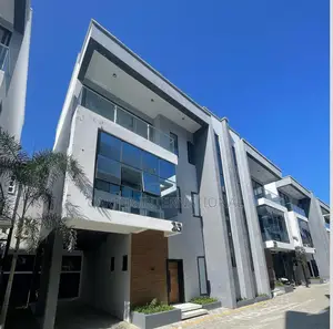 4bdrm Townhouse/Terrace in Bay Estate, Victoria Island Extension