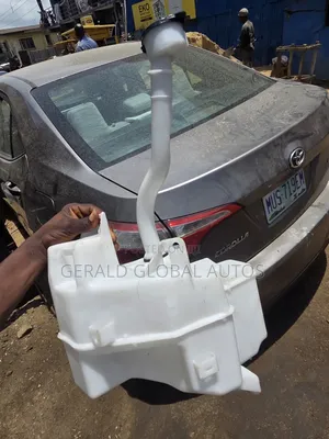 Wiper Tank Corolla 2021