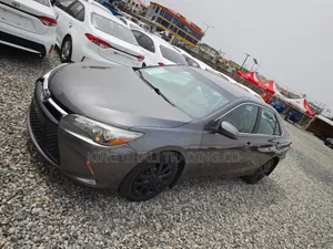 Toyota Camry 2017 Gray