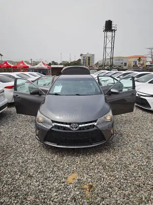 Toyota Camry 2017 Gray