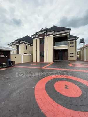 5bdrm Duplex in Malami Estate Sharp for sale