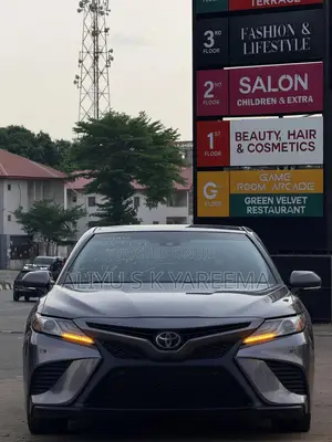 Toyota Camry XSE V6 FWD (3.5L 6cyl 8AM) 2018 Gray