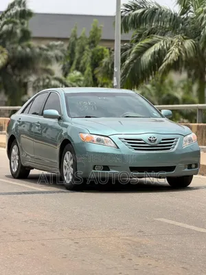 Toyota Camry XLE 4dr Sedan (2.4L 4cyl 5A) 2009 Green