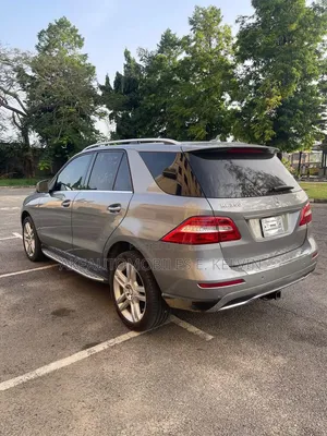Mercedes-Benz M Class ML350 4MATIC 4dr SUV AWD (3.5L 6cyl 7A) 2014