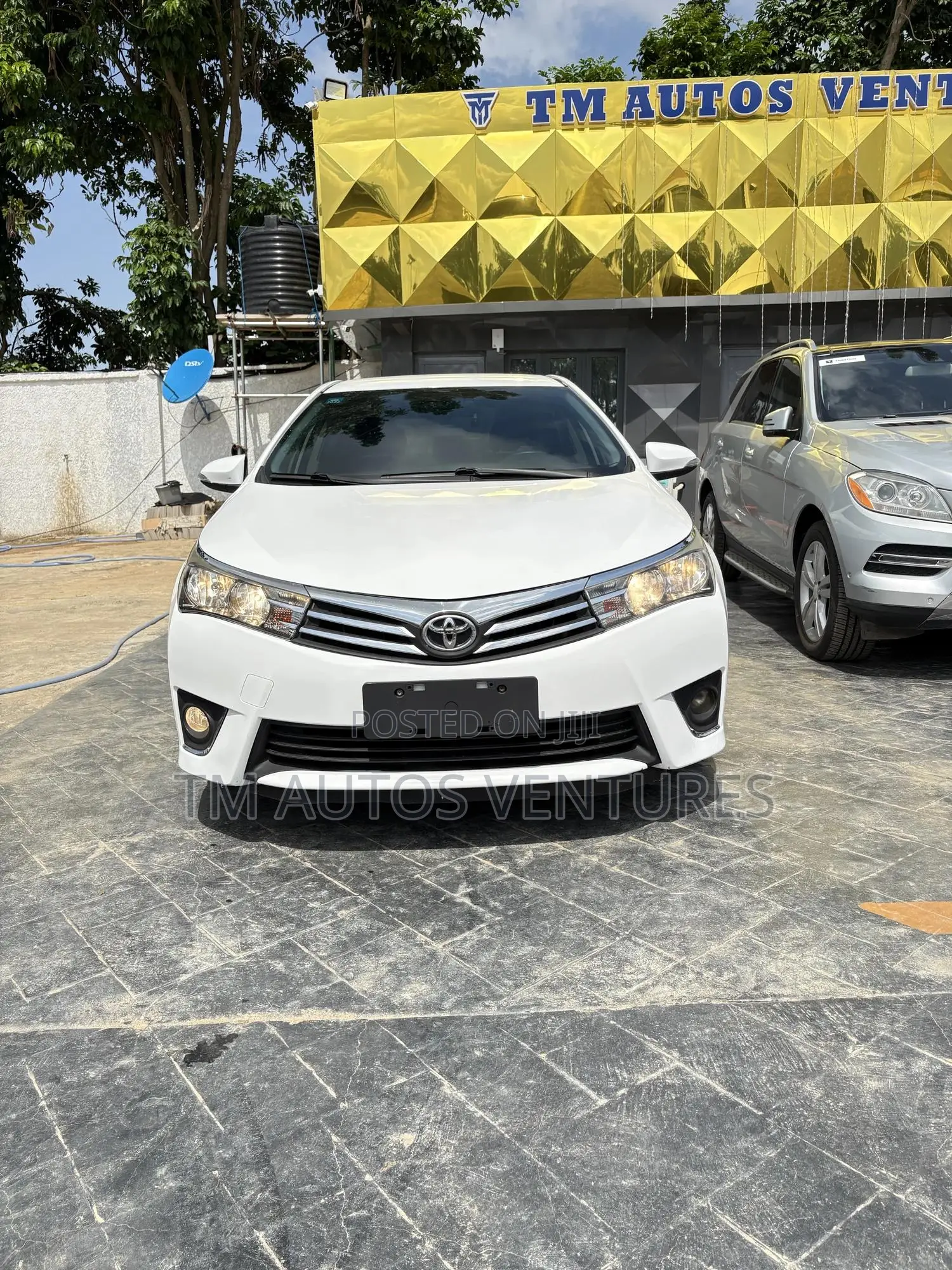 Toyota Corolla 2016 White