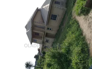 4bed Duplex Ensuit, on 2plot if Land