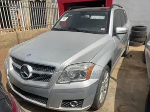 Mercedes-Benz GLK-Class 2012 Silver